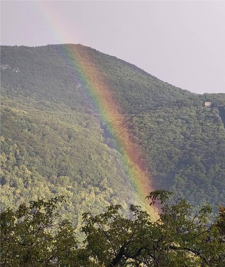 Auf Dem Regenbogen Apartment มอร์โคทตี ภายนอก รูปภาพ